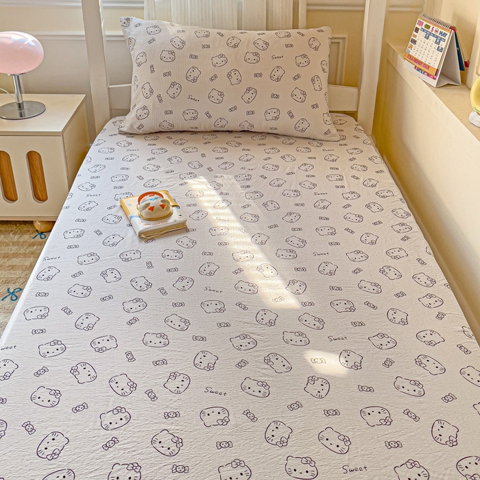 91家纺网 家纺一手货源 找家纺 纽缦家纺 2026新款云感提花双层纱学生床笠 猫咪恋人