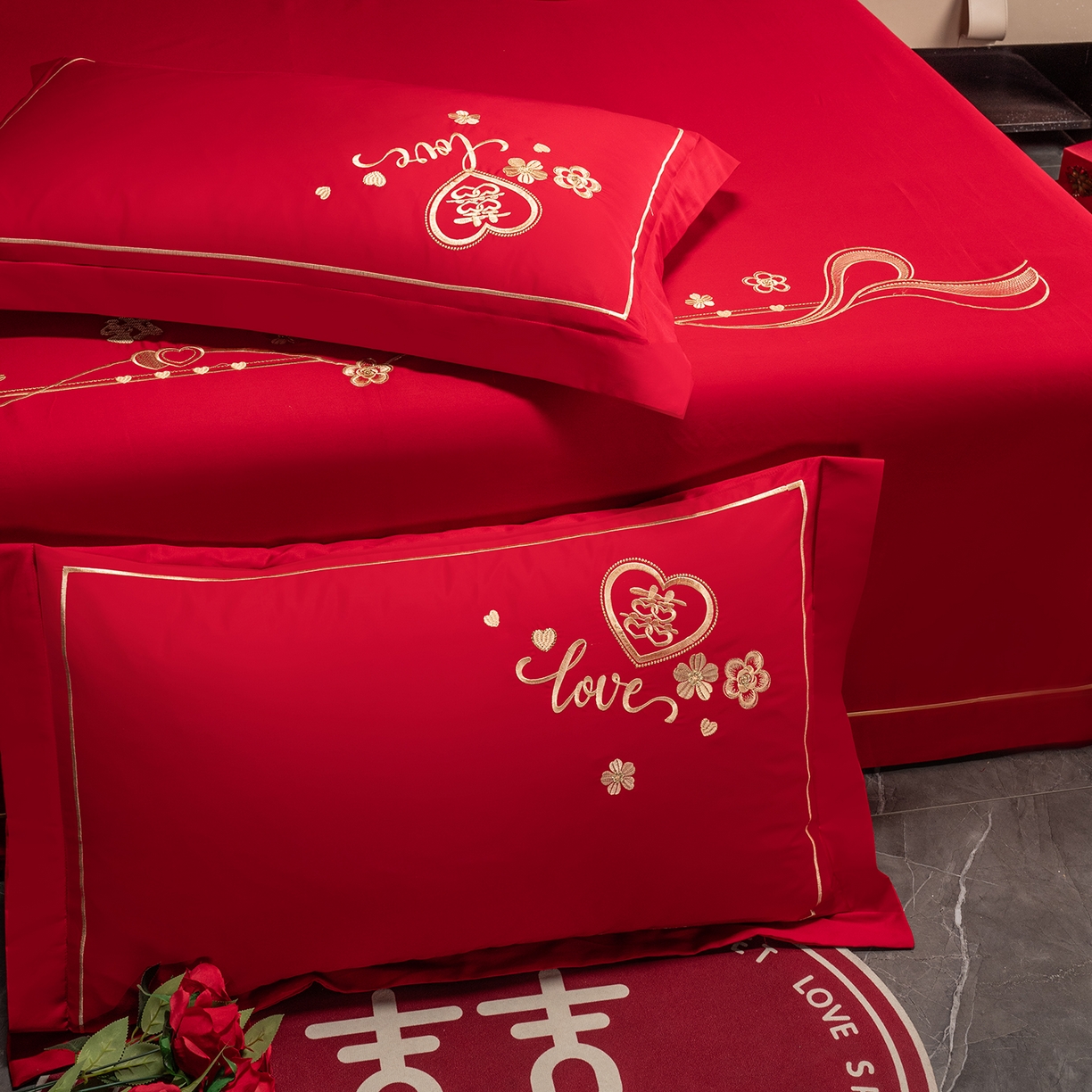 91家纺网 家纺一手货源 找家纺 千禧家纺 2026新款长绒棉绣花婚庆三件套 我们结婚啦