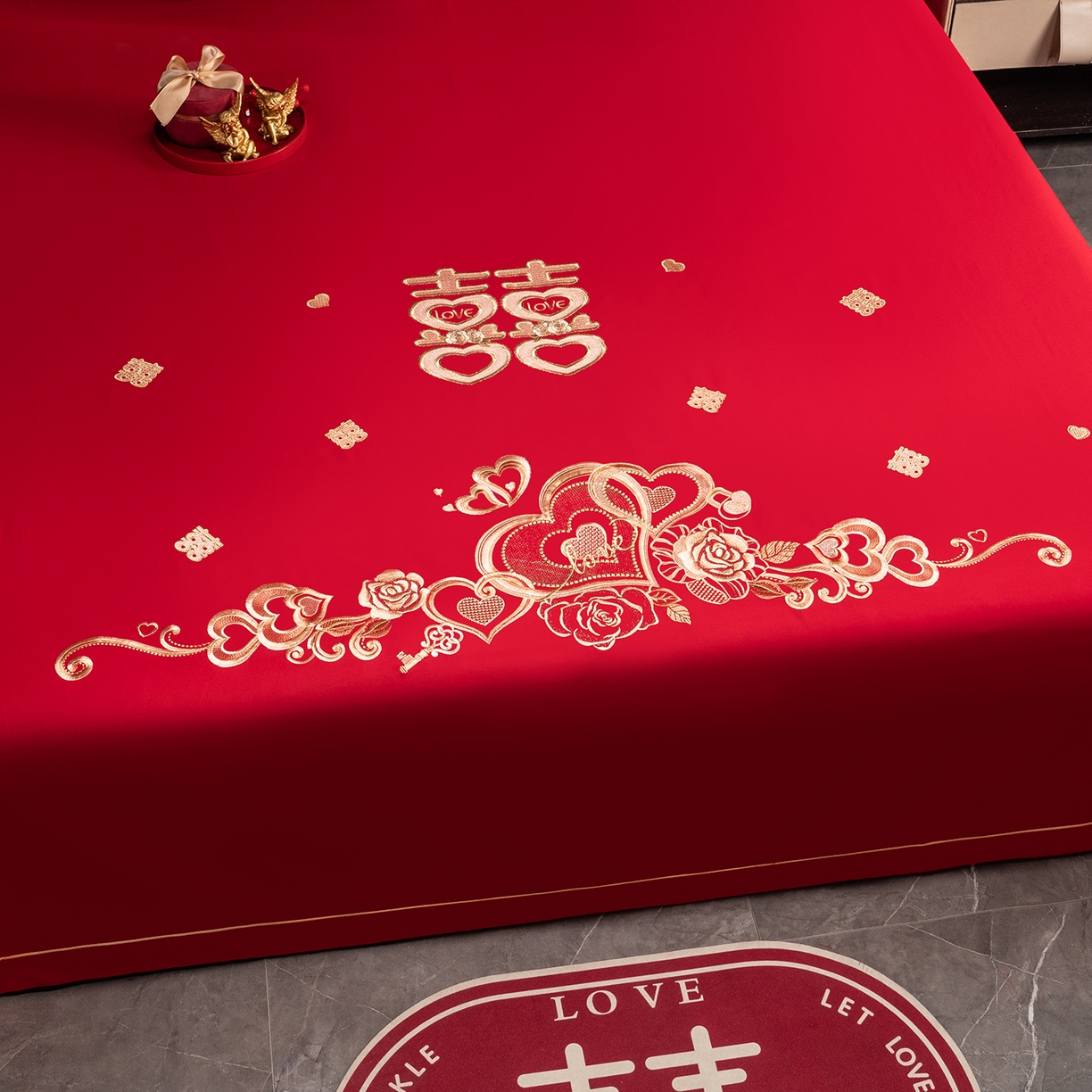 91家纺网 家纺一手货源 找家纺 千禧家纺 2026新款长绒棉绣花婚庆三件套 心恋玫瑰