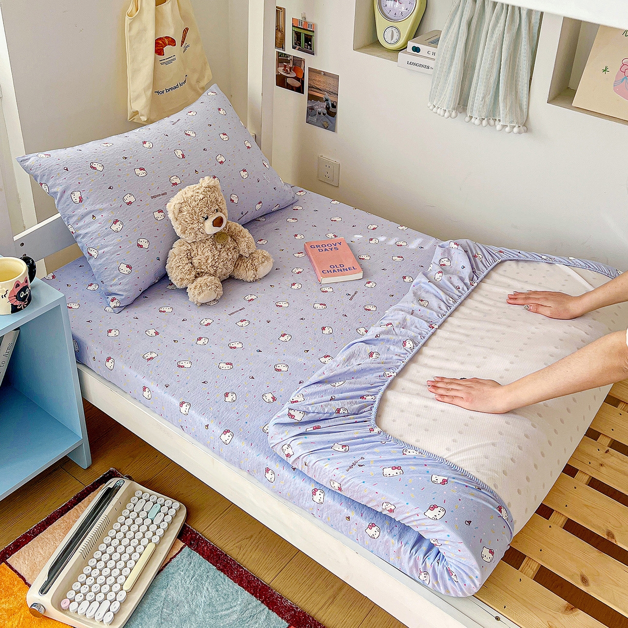 91家纺网 家纺一手货源 找家纺 纽缦家纺 2026新款云感提花双层纱学生床笠 蓝莓奶糖