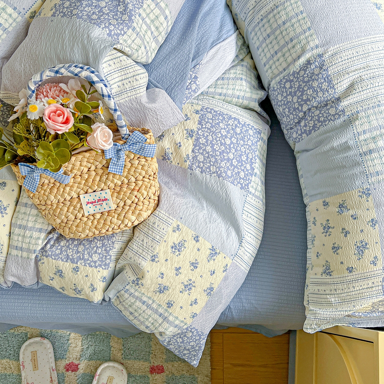 91家纺网 家纺一手货源 找家纺 仟人梦 2026新款云感双层纱印花四件套 半亩花田