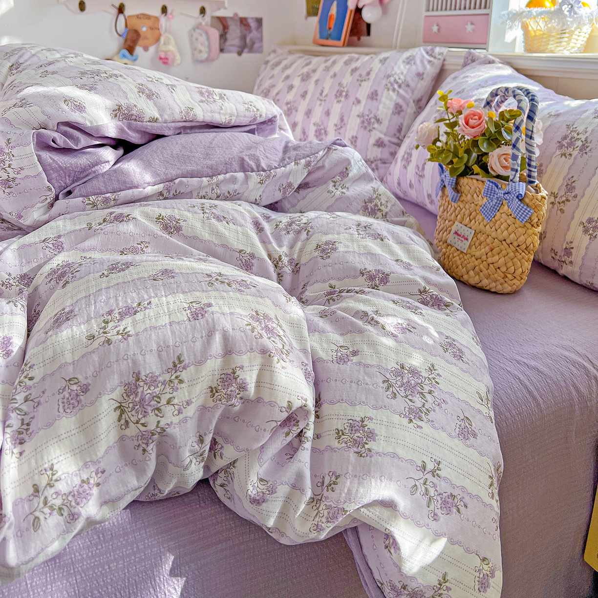 91家纺网 家纺一手货源 找家纺 仟人梦 2026新款云感双层纱印花四件套 半暖时光-紫