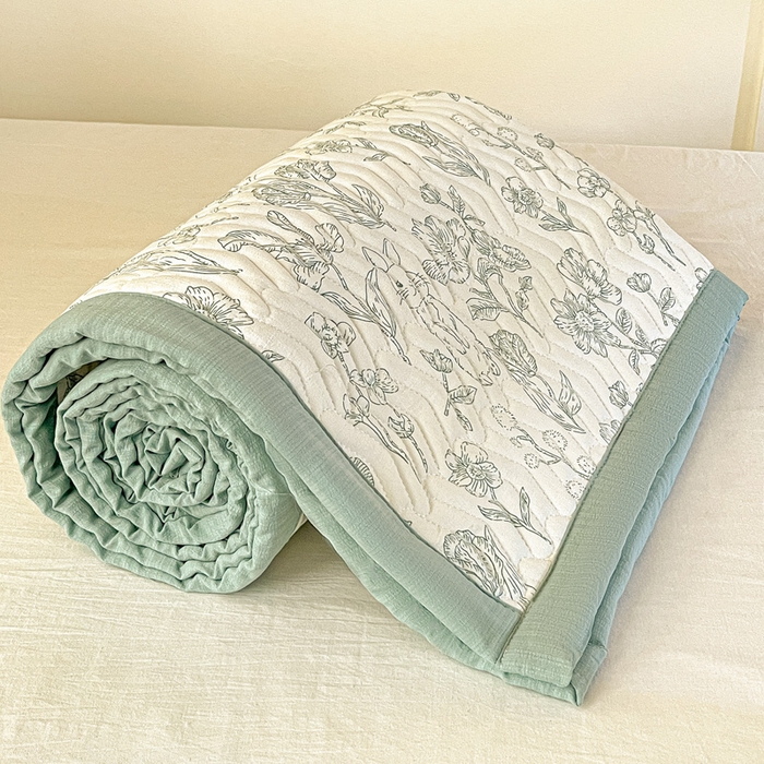 91家纺网 家纺一手货源 找家纺 纽缦家纺 2026新款云感提花双层纱学生床垫 海像森林