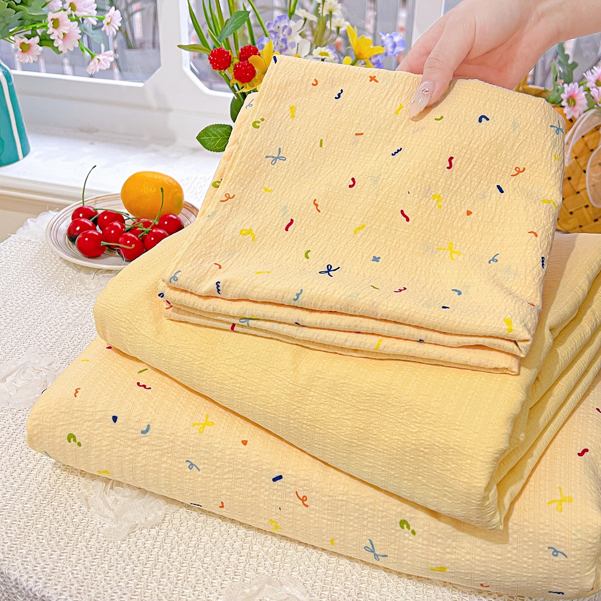 91家纺网 家纺一手货源 找家纺 仟人梦 2026新款云感双层纱印花四件套 冰淇凌