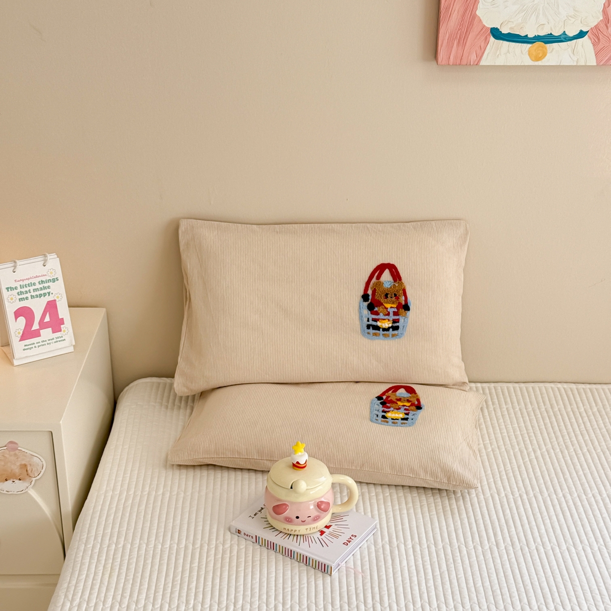 91家纺网 家纺一手货源 找家纺 慕尚 2026新款色织水洗棉毛巾绣枕套 熊呆呆