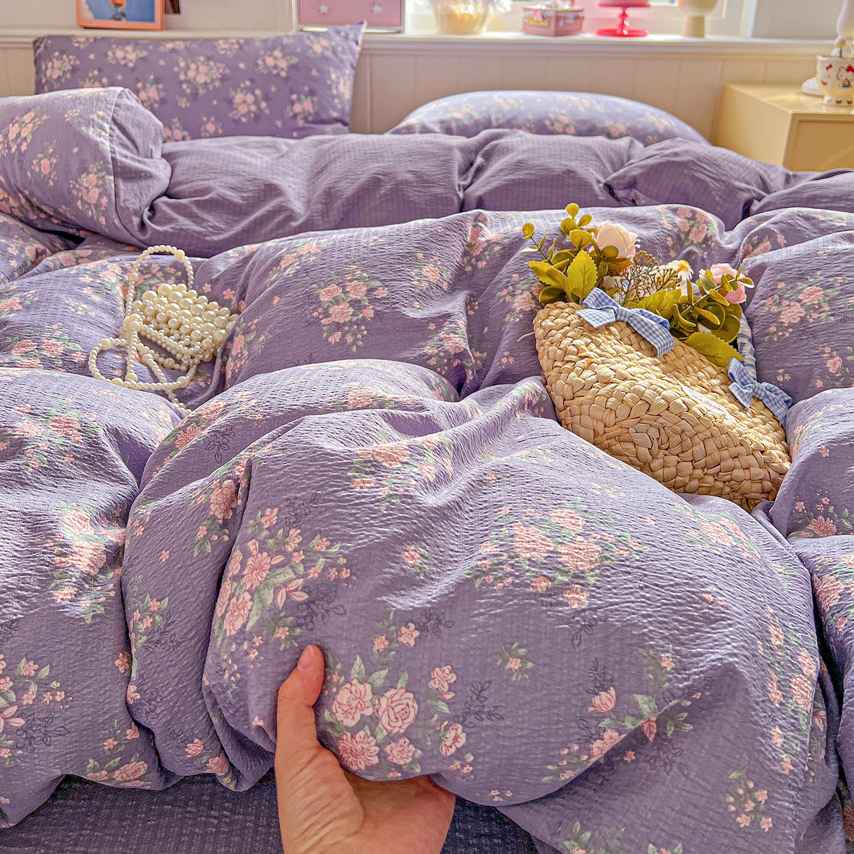 91家纺网 家纺一手货源 找家纺 仟人梦 2026新款云感双层纱印花四件套 豆蔻