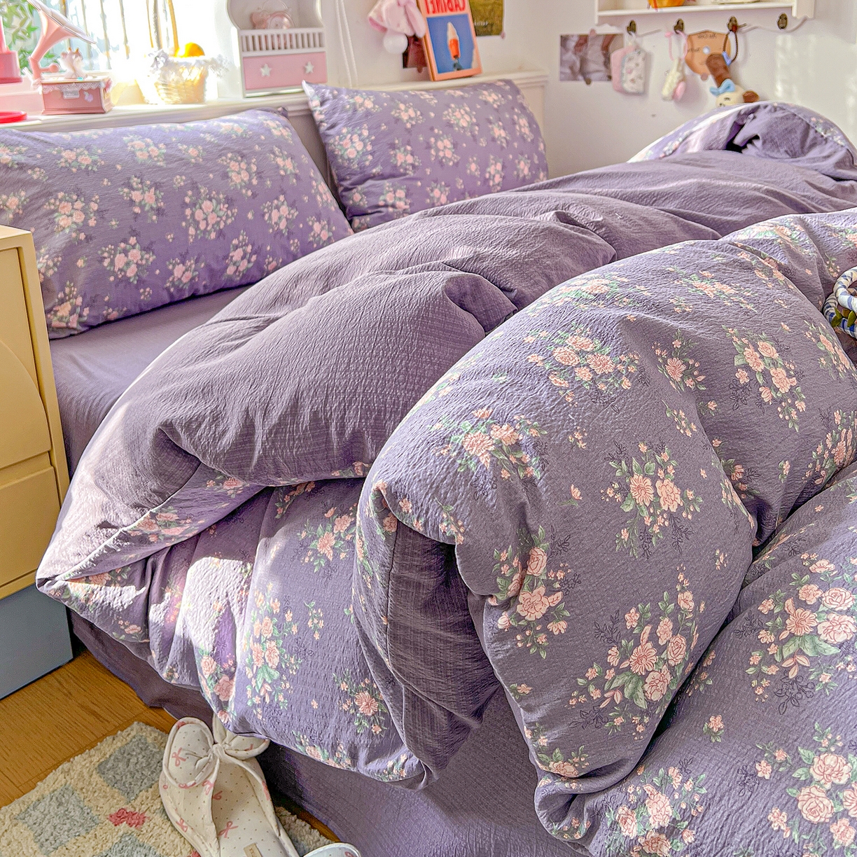 91家纺网 家纺一手货源 找家纺 仟人梦 2026新款云感双层纱印花四件套 豆蔻