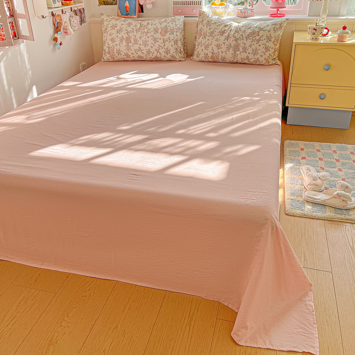 91家纺网 家纺一手货源 找家纺 仟人梦 2026新款云感双层纱印花四件套 花园里