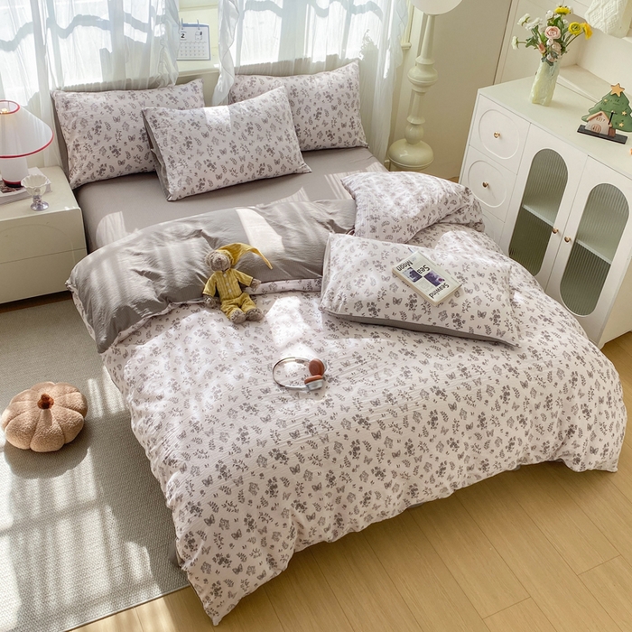 91家纺网 家纺一手货源 找家纺 红日子纺织品  2026春夏新款云感小清新皱皱纱四件套 浮梦花影