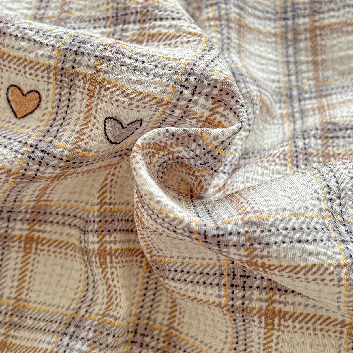 91家纺网 家纺一手货源 找家纺 仟人梦 2026新款云感双层纱印花四件套 时尚格调