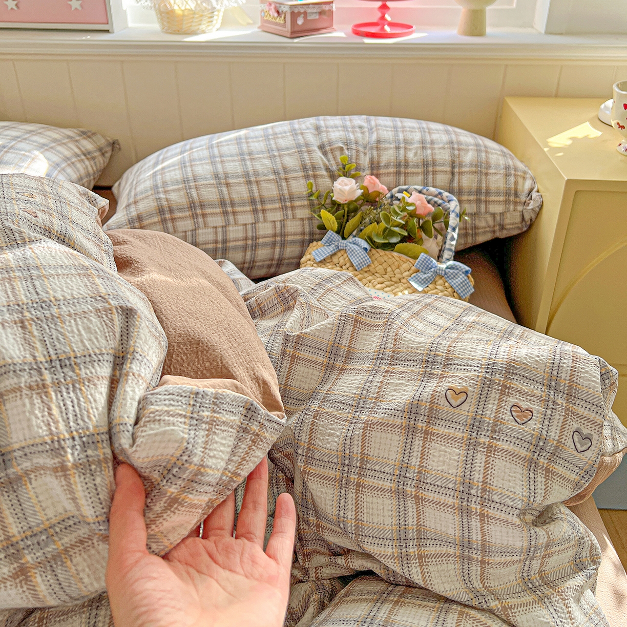 91家纺网 家纺一手货源 找家纺 仟人梦 2026新款云感双层纱印花四件套 时尚格调