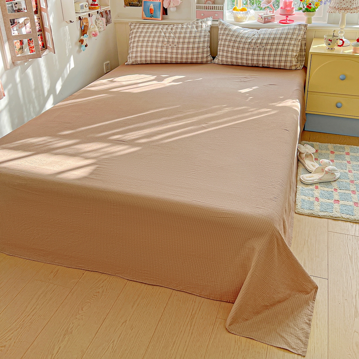 91家纺网 家纺一手货源 找家纺 仟人梦 2026新款云感双层纱印花四件套 时尚格调