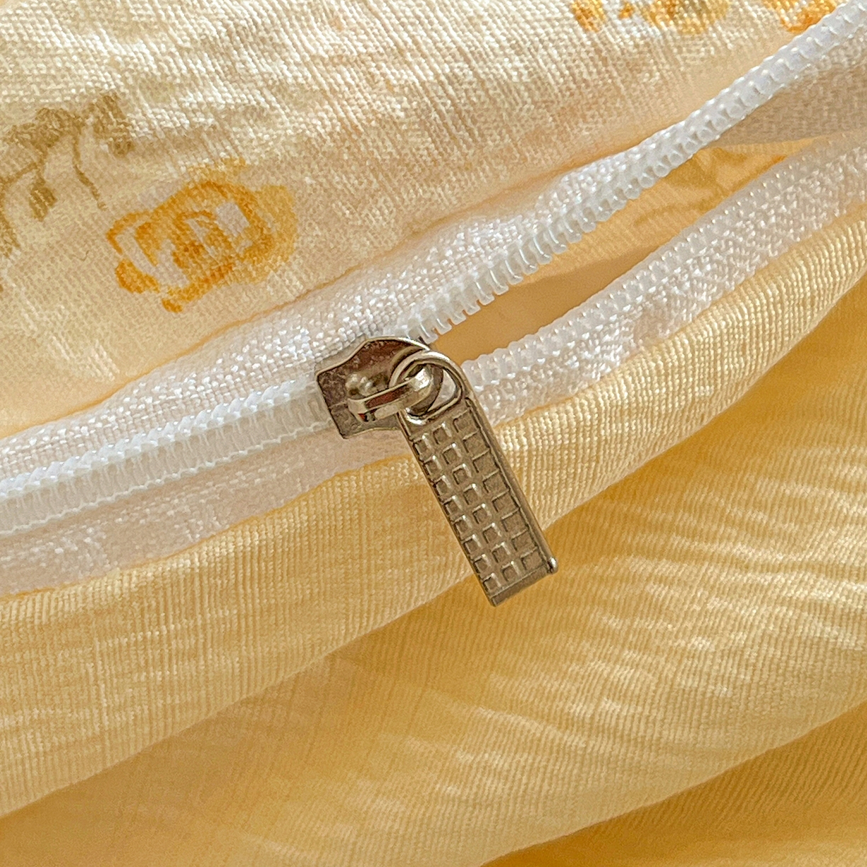 91家纺网 家纺一手货源 找家纺 仟人梦 2026新款云感双层纱印花四件套 舒芙蕾