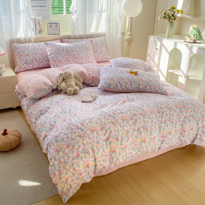 91家纺网 家纺一手货源 找家纺 红日子纺织品  2026春夏新款云感小清新皱皱纱四件套 浓情郁金香