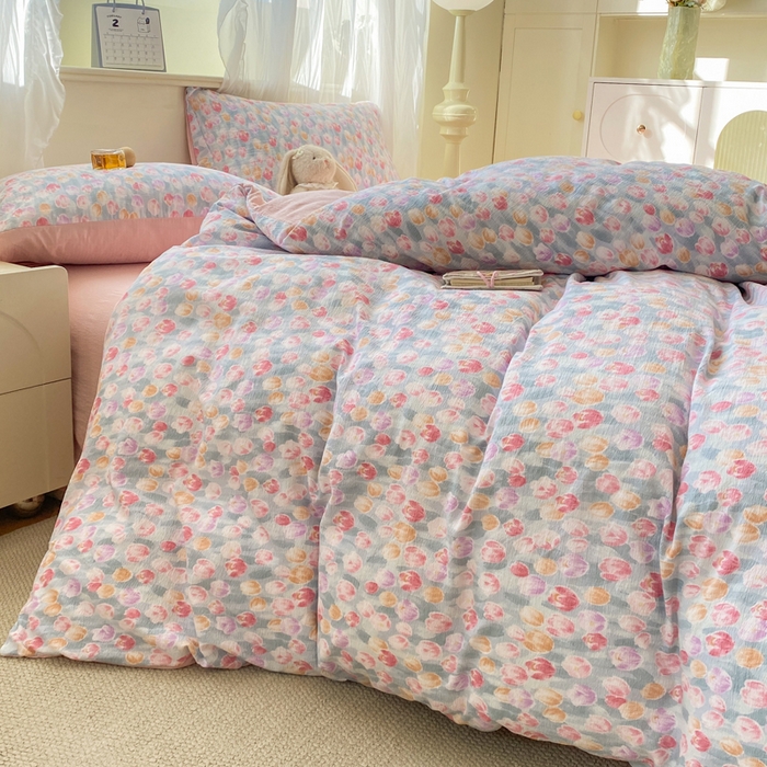 91家纺网 家纺一手货源 找家纺 红日子纺织品  2026春夏新款云感小清新皱皱纱四件套 浓情郁金香