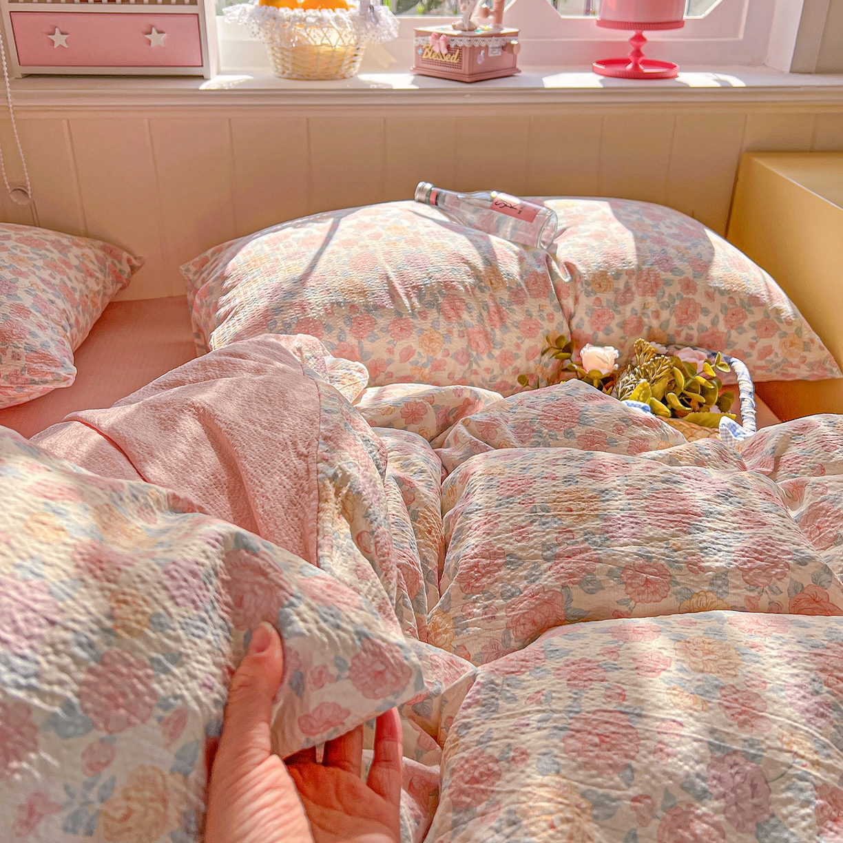 91家纺网 家纺一手货源 找家纺 仟人梦 2026新款云感双层纱印花四件套 水墨丹青-粉