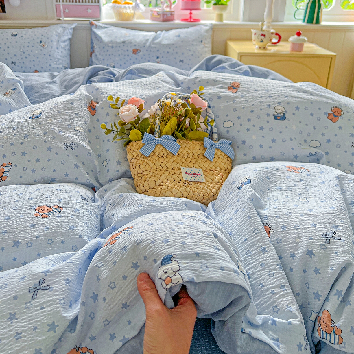 91家纺网 家纺一手货源 找家纺 仟人梦 2026新款云感双层纱印花四件套 淘气狗