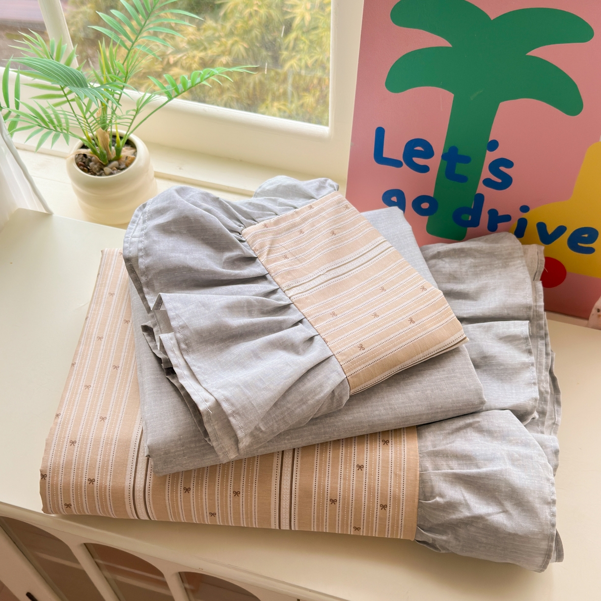 91家纺网 家纺一手货源 找家纺 乐童家纺 2026新款全棉纯棉花边四件套-简约风 电梯星光