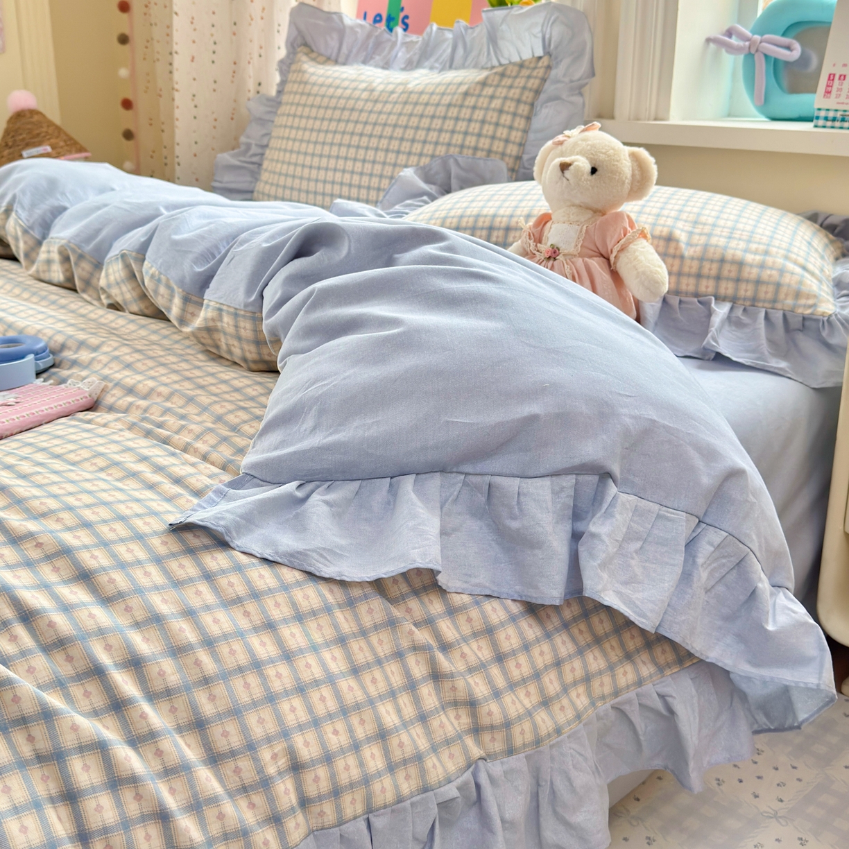 91家纺网 家纺一手货源 找家纺 乐童家纺 2026新款全棉纯棉花边四件套-简约风 格纹小筑