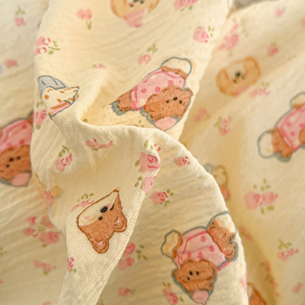 91家纺网 家纺一手货源 找家纺 仟人梦 2026新款云感双层纱印花四件套 西高地