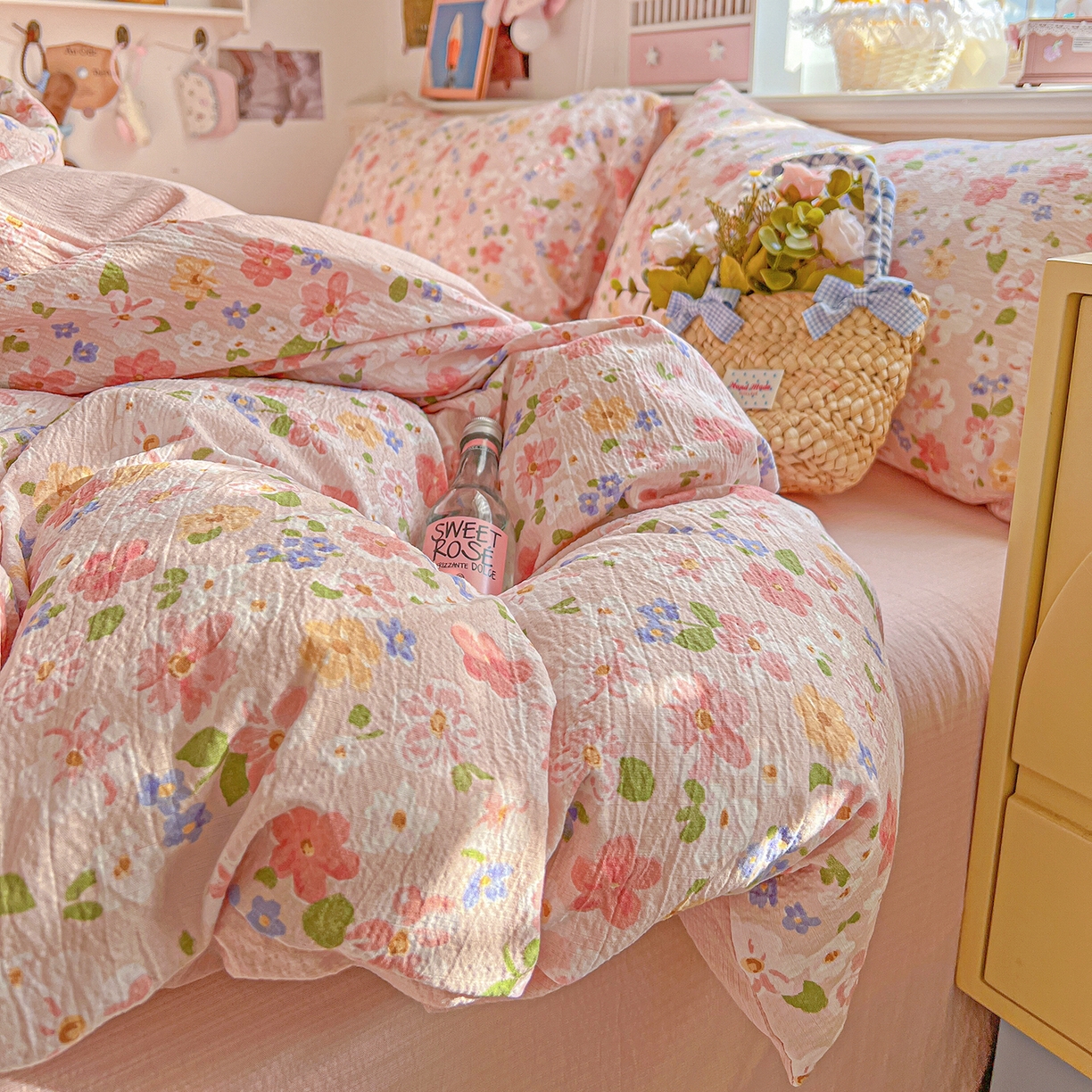 91家纺网 家纺一手货源 找家纺 仟人梦 2026新款云感双层纱印花四件套 云之瑶