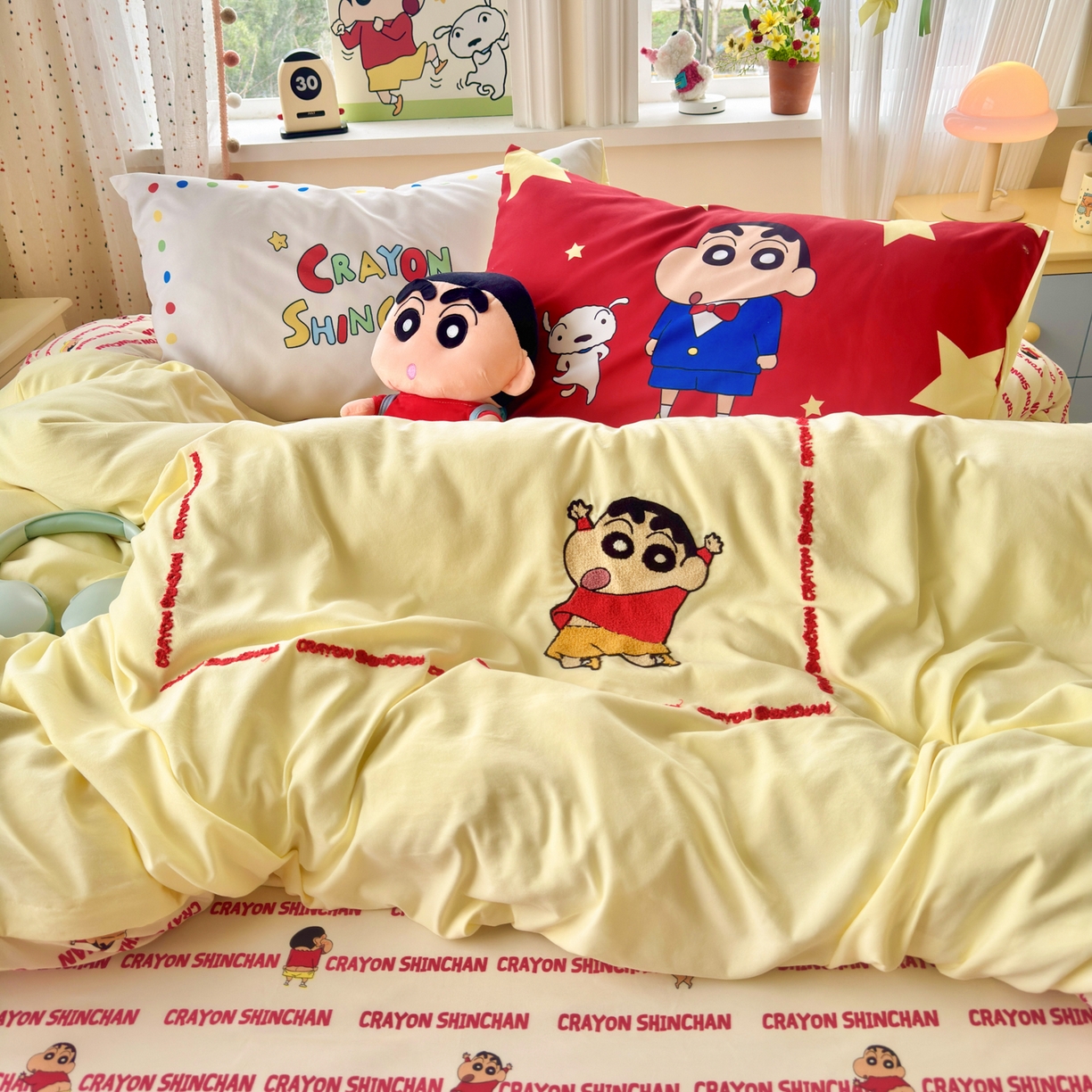 一霖家纺 2026新款正品蜡笔小新高克重云朵棉毛巾绣数码枕套系列四件套热推款 嗨皮小新