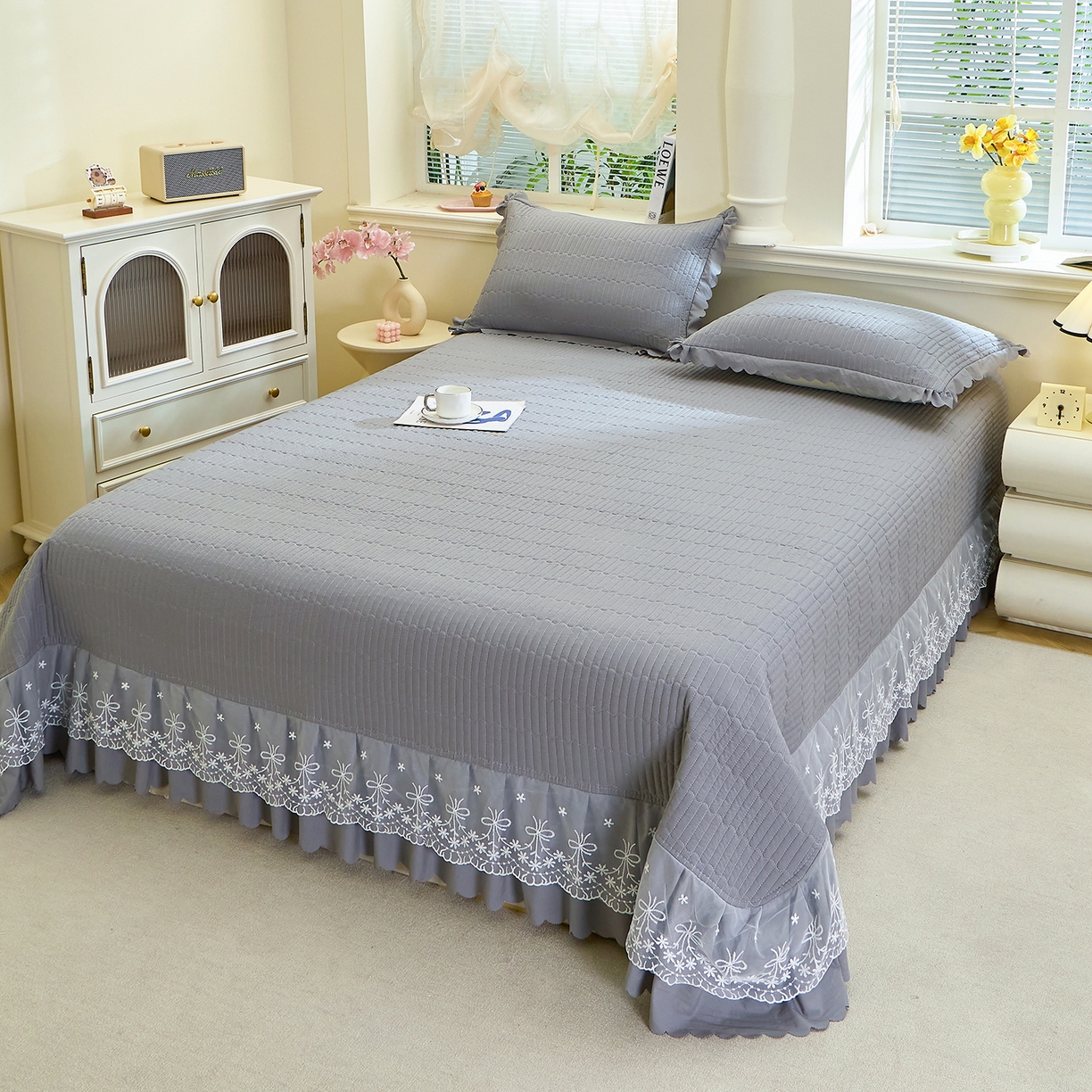 91家纺网 家纺一手货源 找家纺 （总）彩亿家纺 2026新款A类古法水洗仿棉蕾丝床盖三件套