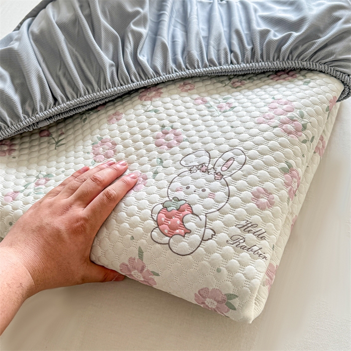 91家纺网 家纺一手货源 找家纺 （总）奥裕家纺 2026新款印花凉感云母凉感冰豆豆席床笠款凉席席子