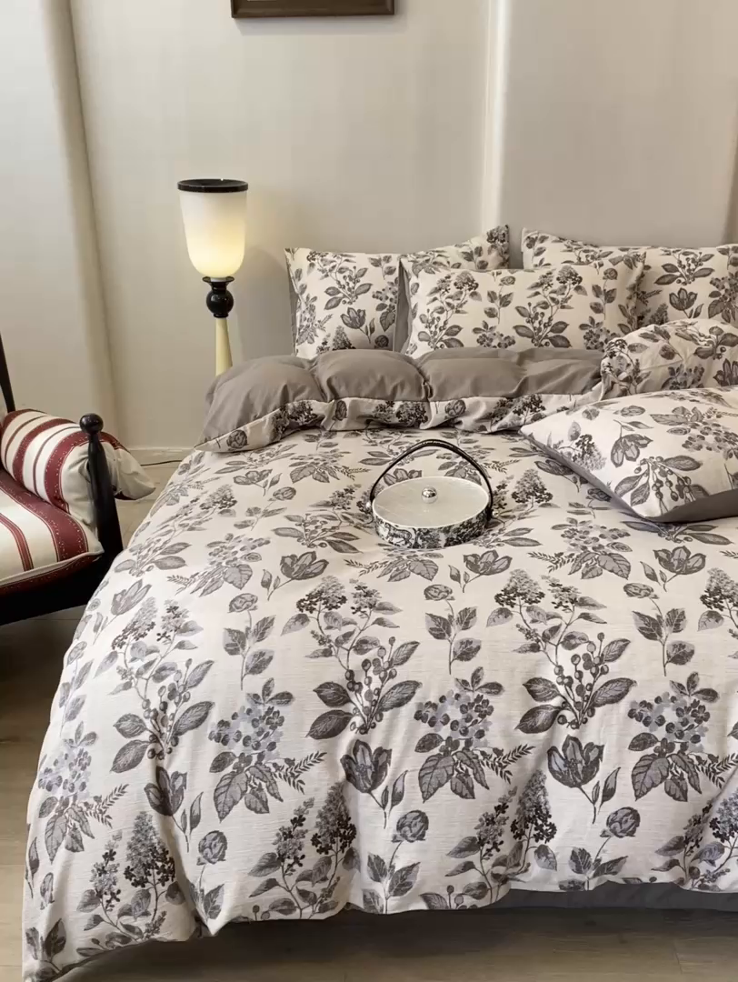 91家纺网 家纺一手货源 找家纺 红日子纺织品 2026春夏新款云感复古皱皱纱四件套 花都-卡