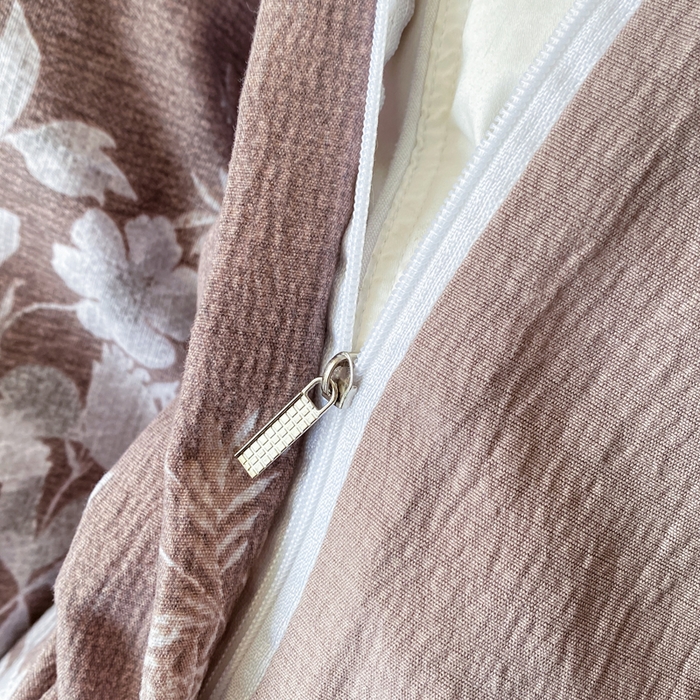 91家纺网 家纺一手货源 找家纺 红日子纺织品 2026春夏新款云感复古皱皱纱四件套 锦绣-卡