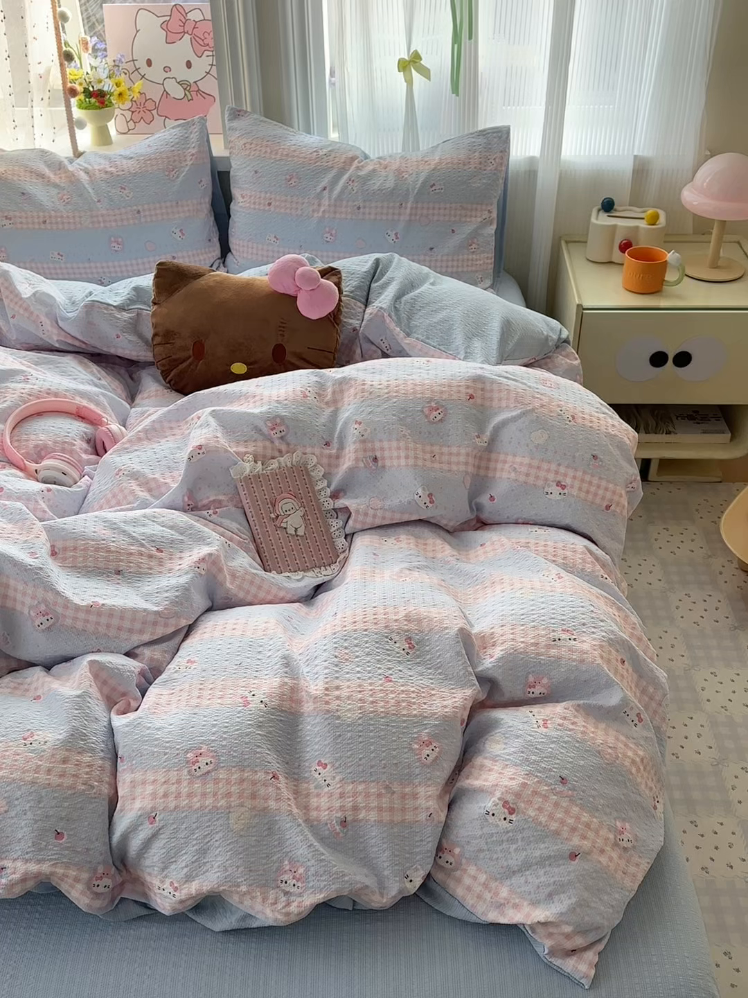 91家纺网 家纺一手货源 找家纺 佳鸿 2026新款泡芙棉软糯糯高克重110克四件套学生宿舍三件套单被套 kt喵喵蓝