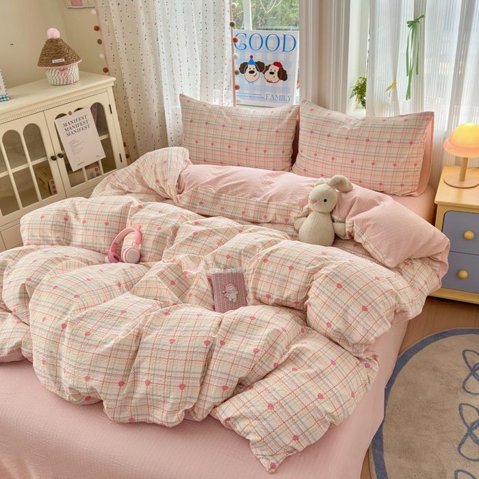 91家纺网 家纺一手货源 找家纺 佳鸿 2026新款泡芙棉软糯糯高克重110克四件套学生宿舍三件套单被套 爱心格