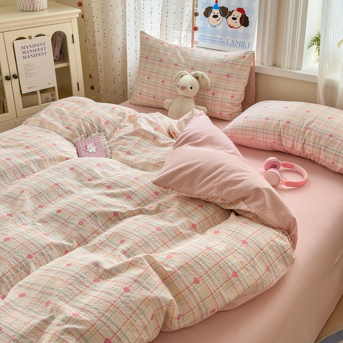 91家纺网 家纺一手货源 找家纺 佳鸿 2026新款泡芙棉软糯糯高克重110克四件套学生宿舍三件套单被套 爱心格