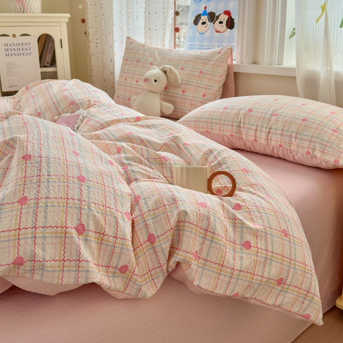 91家纺网 家纺一手货源 找家纺 佳鸿 2026新款泡芙棉软糯糯高克重110克四件套学生宿舍三件套单被套 爱心格