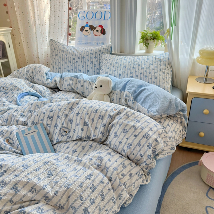 91家纺网 家纺一手货源 找家纺 佳鸿 2026新款泡芙棉软糯糯高克重110克四件套学生宿舍三件套单被套 蓝花小马