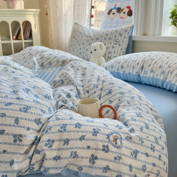 91家纺网 家纺一手货源 找家纺 佳鸿 2026新款泡芙棉软糯糯高克重110克四件套学生宿舍三件套单被套 蓝花小马