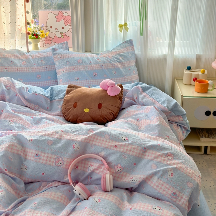 91家纺网 家纺一手货源 找家纺 佳鸿 2026新款泡芙棉软糯糯高克重110克四件套学生宿舍三件套单被套 kt喵喵蓝