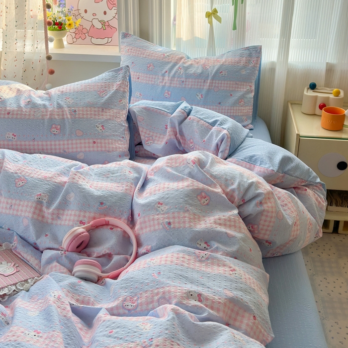 91家纺网 家纺一手货源 找家纺 佳鸿 2026新款泡芙棉软糯糯高克重110克四件套学生宿舍三件套单被套 kt喵喵蓝