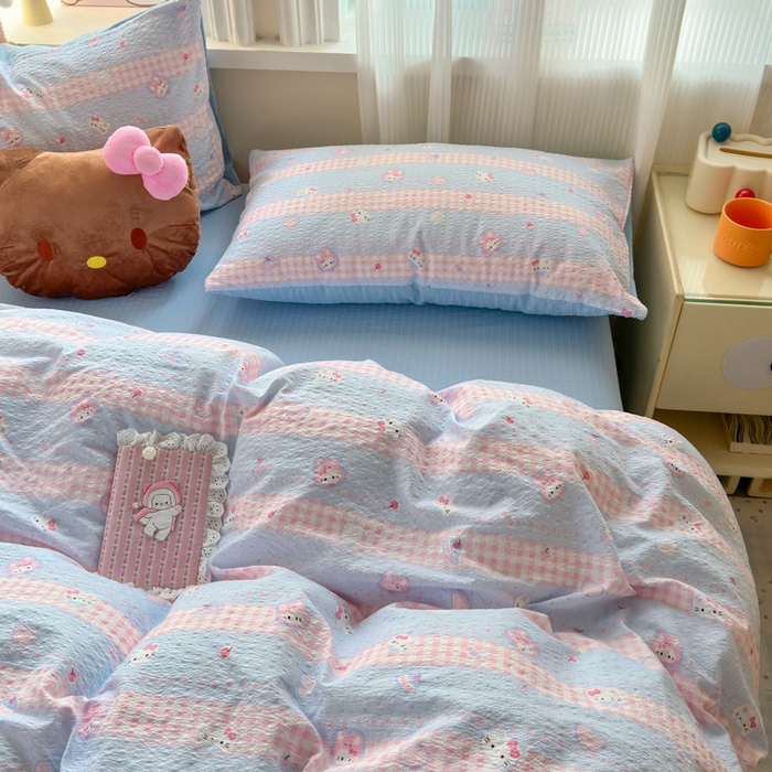 91家纺网 家纺一手货源 找家纺 佳鸿 2026新款泡芙棉软糯糯高克重110克四件套学生宿舍三件套单被套 kt喵喵蓝