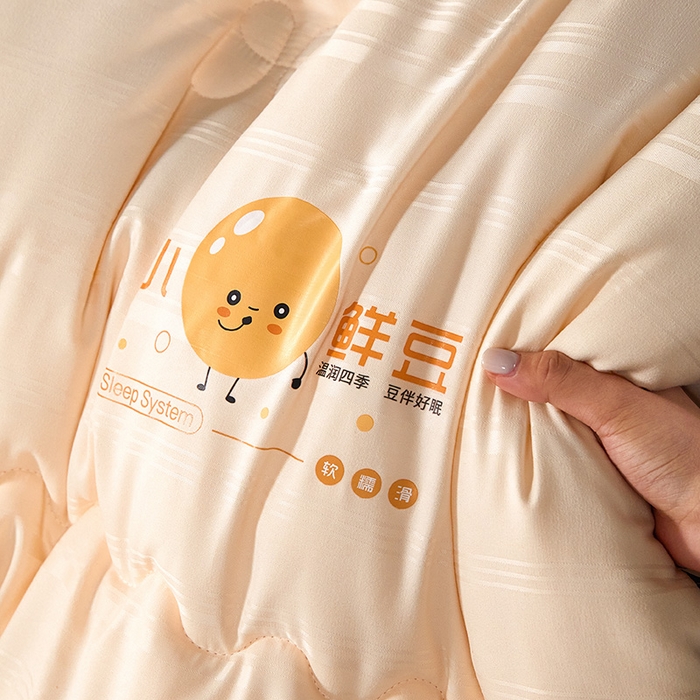 91家纺网 家纺一手货源 找家纺 莱欧纳家纺 2026新款贡缎提花大豆拉链式子母被 玉色