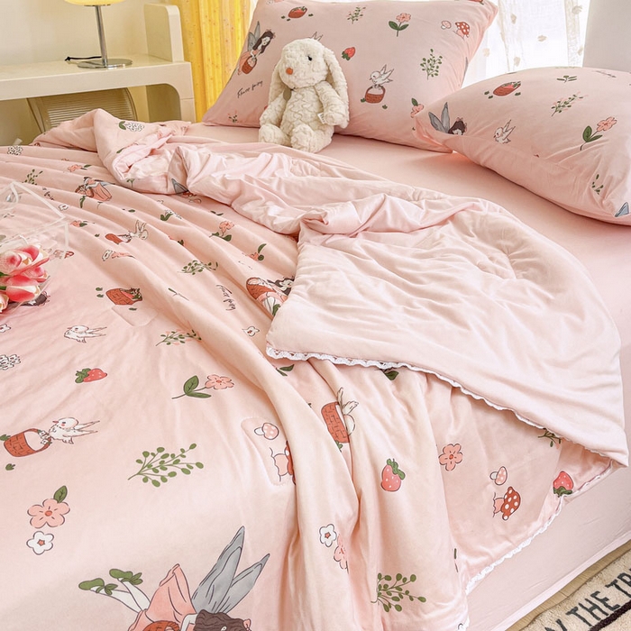 91家纺网 家纺一手货源 找家纺 默忆 2026新款A类母婴级针织棉大豆云朵被子被芯夏被空调被春秋冬被四季被 花仙子