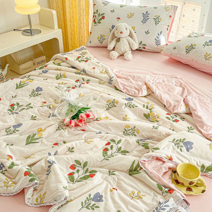 91家纺网 家纺一手货源 找家纺 默忆 2026新款A类母婴级针织棉大豆云朵被子被芯夏被空调被春秋冬被四季被 萌音草莓