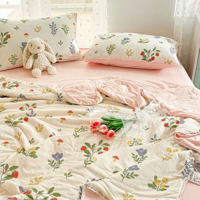 91家纺网 家纺一手货源 找家纺 默忆 2026新款A类母婴级针织棉大豆云朵被子被芯夏被空调被春秋冬被四季被 萌音草莓