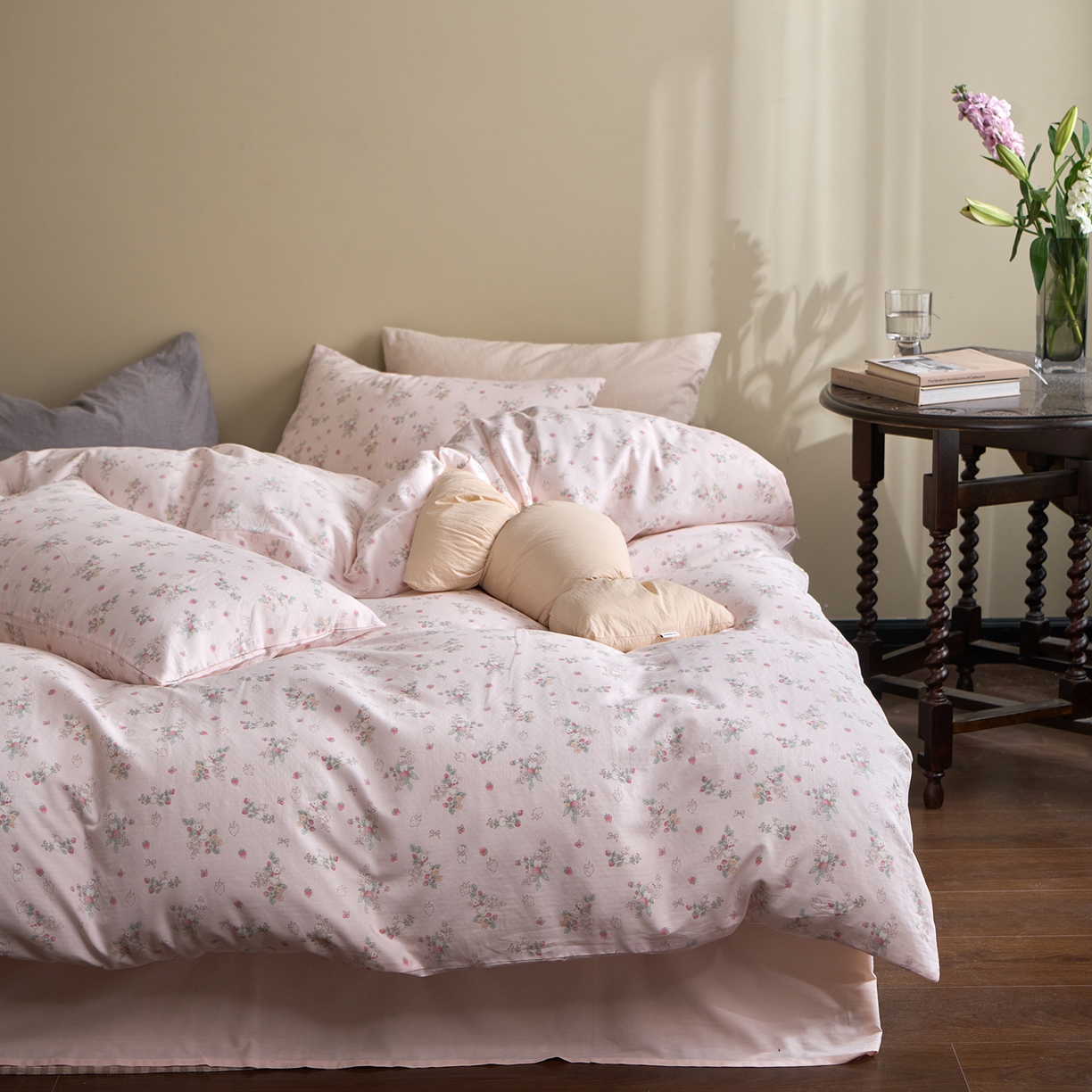 91家纺网 家纺一手货源 找家纺 （总）洋铭区（原狠狠爱） 2026春季新款简约全棉 无边双层纱 四件套系列