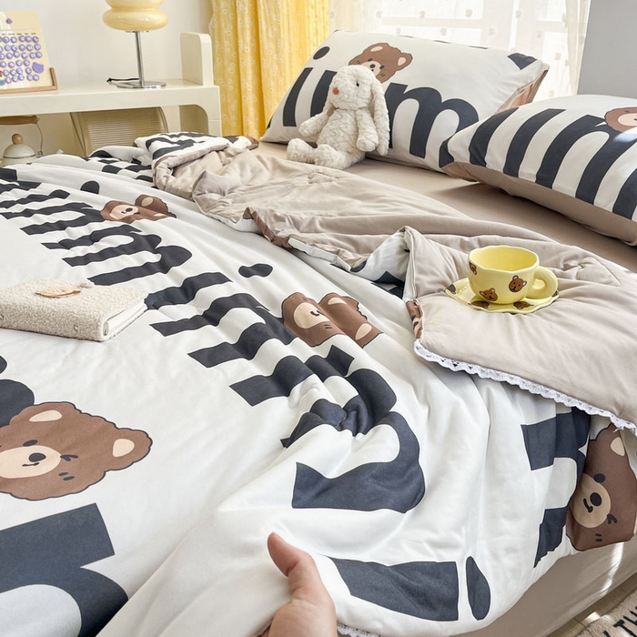 91家纺网 家纺一手货源 找家纺 默忆 2026新款A类母婴级针织棉大豆云朵被子被芯夏被空调被春秋冬被四季被 字母熊