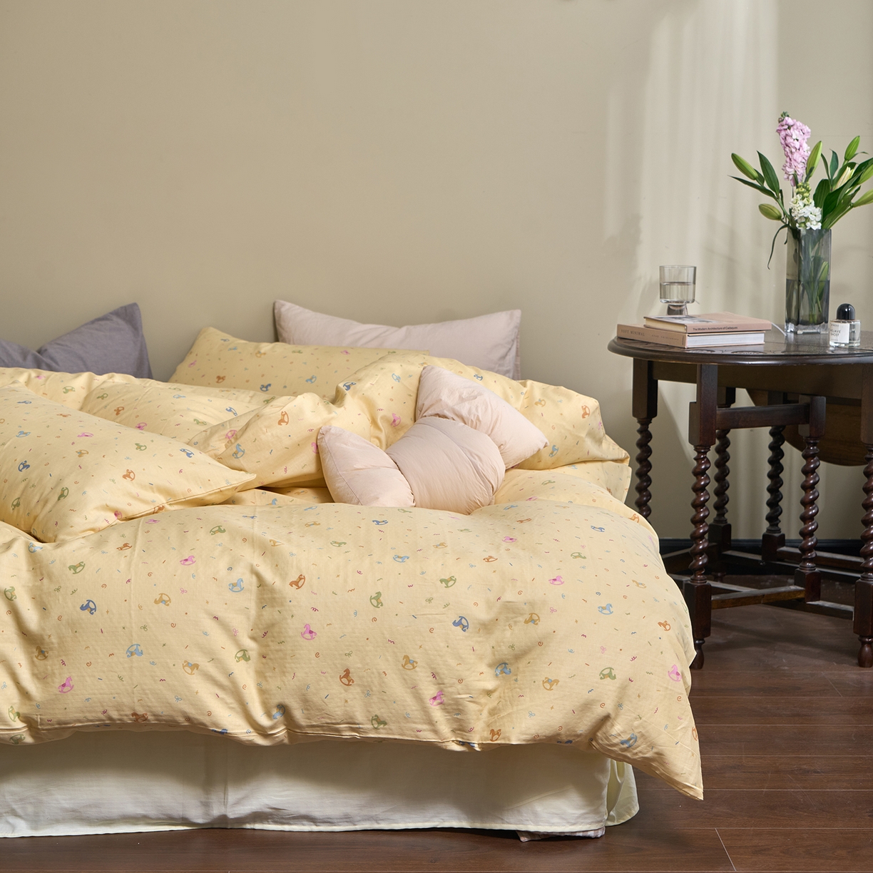 91家纺网 家纺一手货源 找家纺 （总）洋铭区（原狠狠爱） 2026春季新款简约全棉 无边双层纱 四件套系列