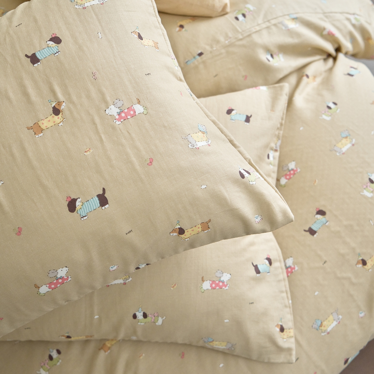 91家纺网 家纺一手货源 找家纺 （总）洋铭区（原狠狠爱） 2026春季新款简约全棉 无边双层纱 四件套系列