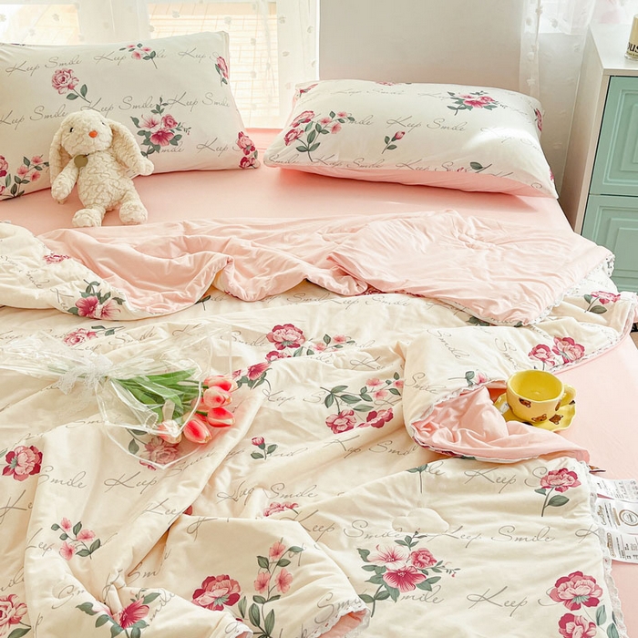 91家纺网 家纺一手货源 找家纺 默忆 2026新款A类母婴级针织棉大豆云朵被子被芯夏被空调被春秋冬被四季被 花语