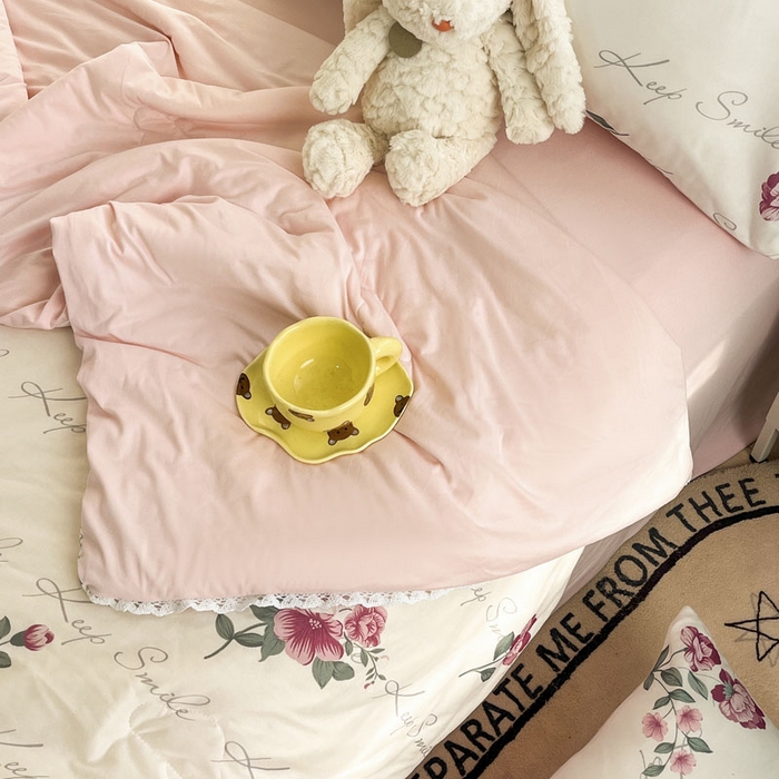 91家纺网 家纺一手货源 找家纺 默忆 2026新款A类母婴级针织棉大豆云朵被子被芯夏被空调被春秋冬被四季被 花语