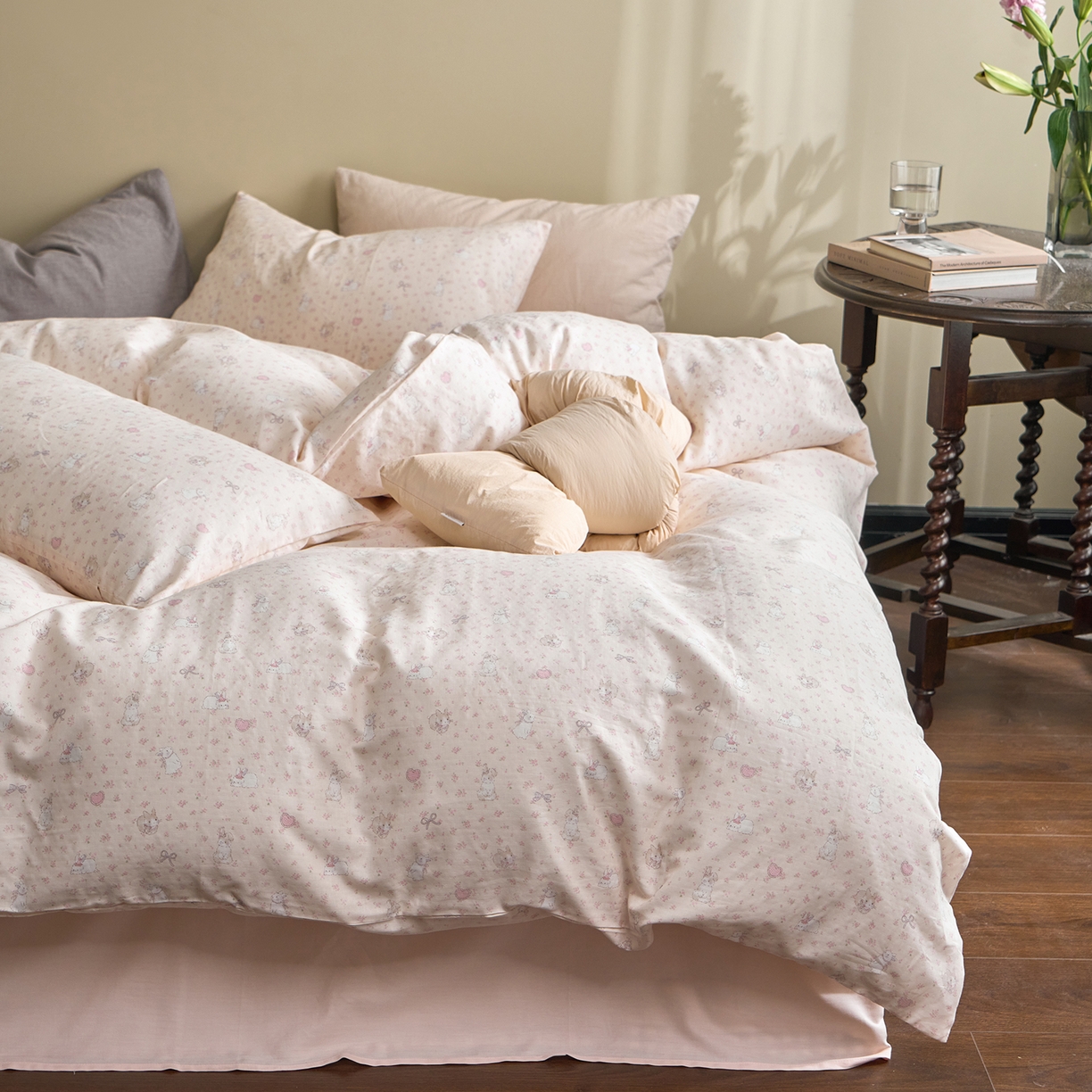 洋铭区（原狠狠爱） 2026春季新款简约全棉 无边双层纱 四件套系列 比心兔兔